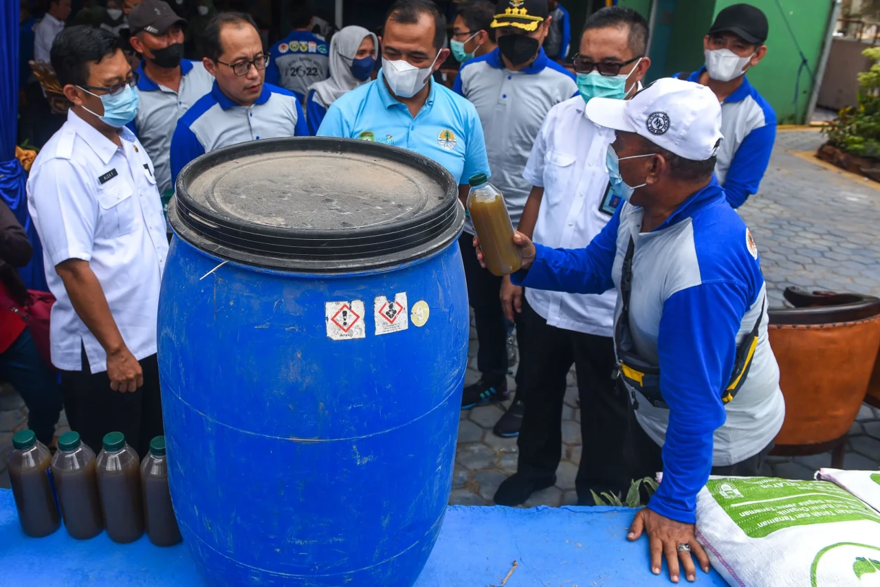 Peringatan Hari Sampah...
