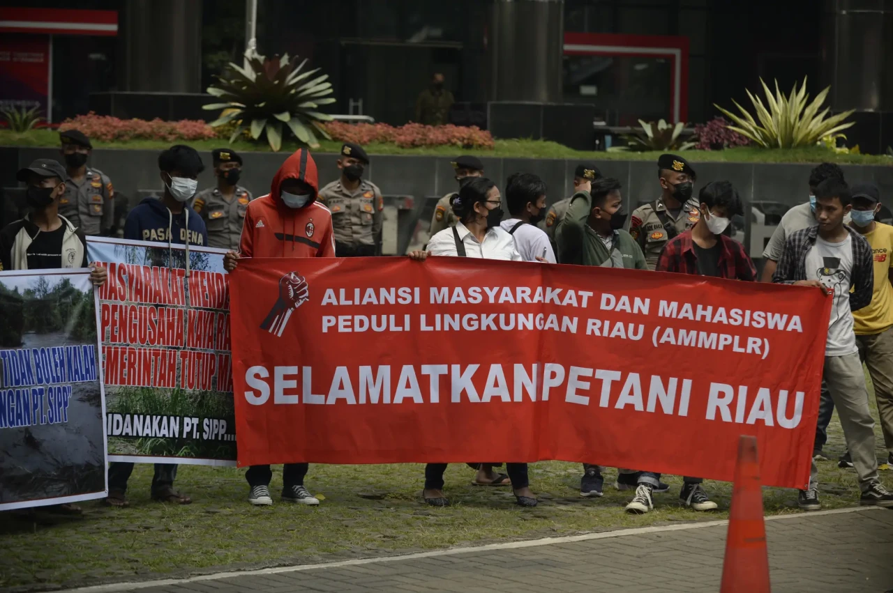 Aliansi Mahasiswa Masyarakat...