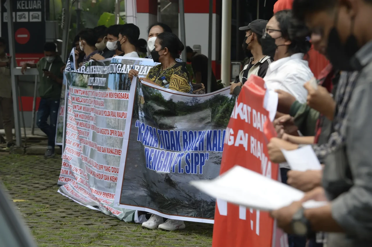 Aliansi Mahasiswa Masyarakat...