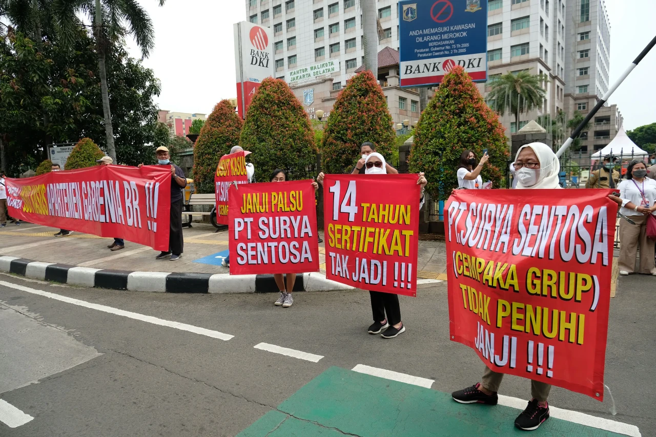 12 Tahun Tak Kunjung...