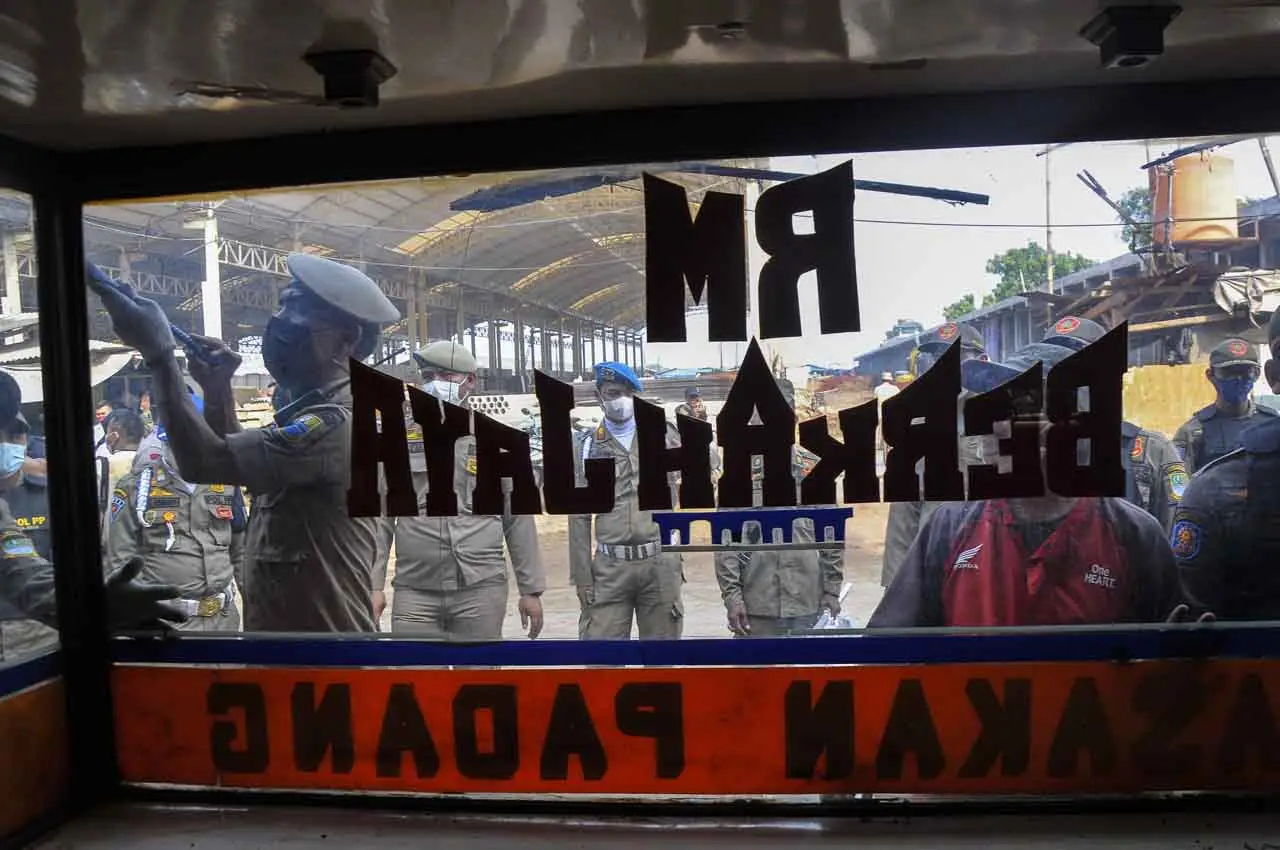 Jelang Puasa, Sat Pol...