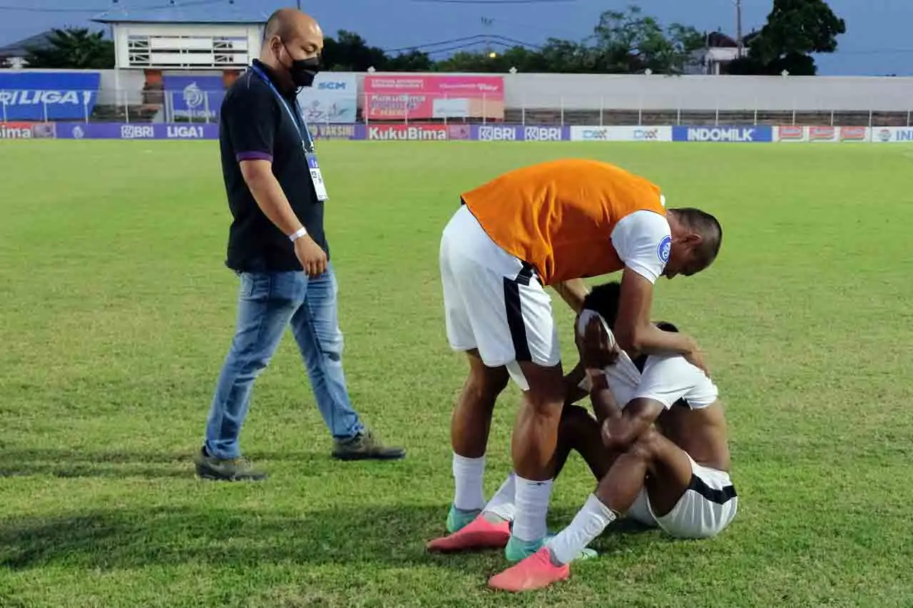 Tangis Pemain Persipura...