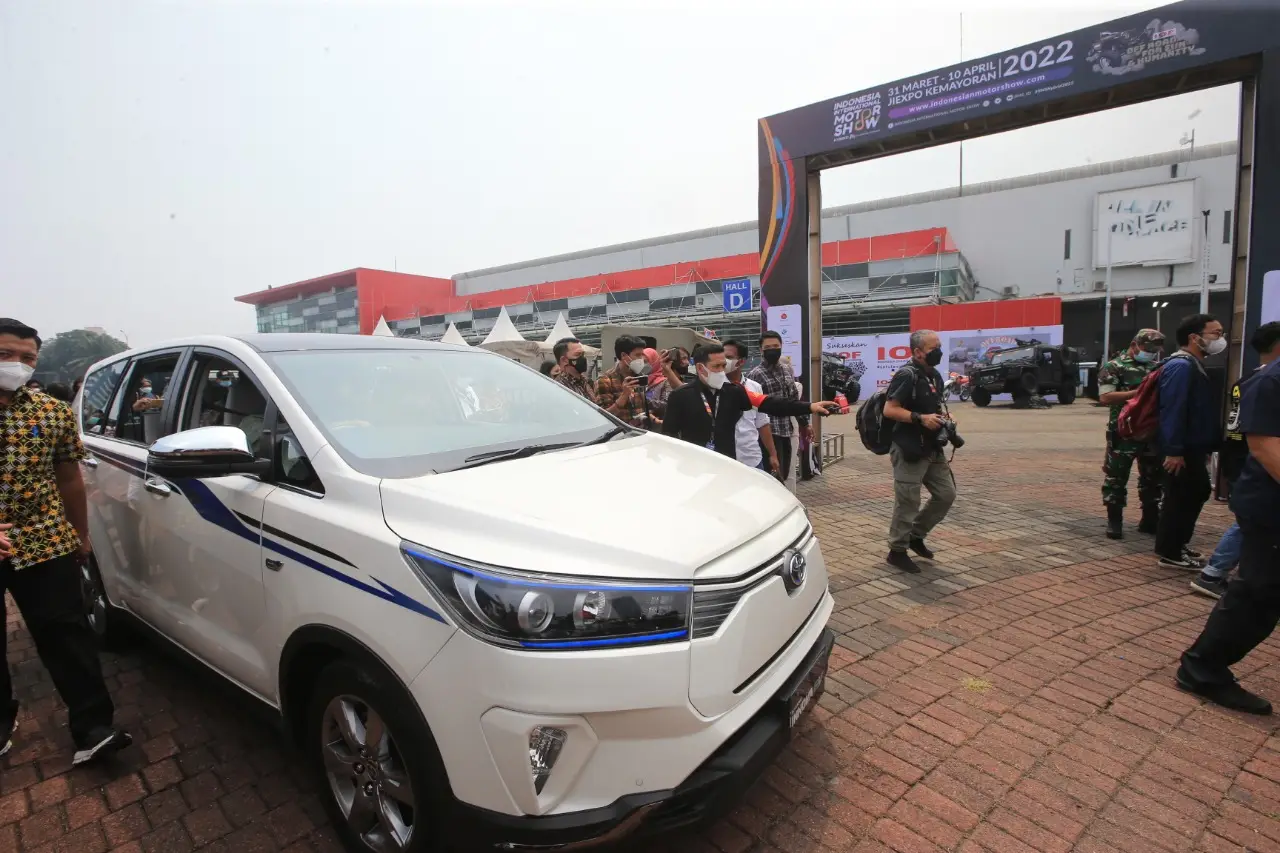 Buka IIMS Hybrid 2022,...