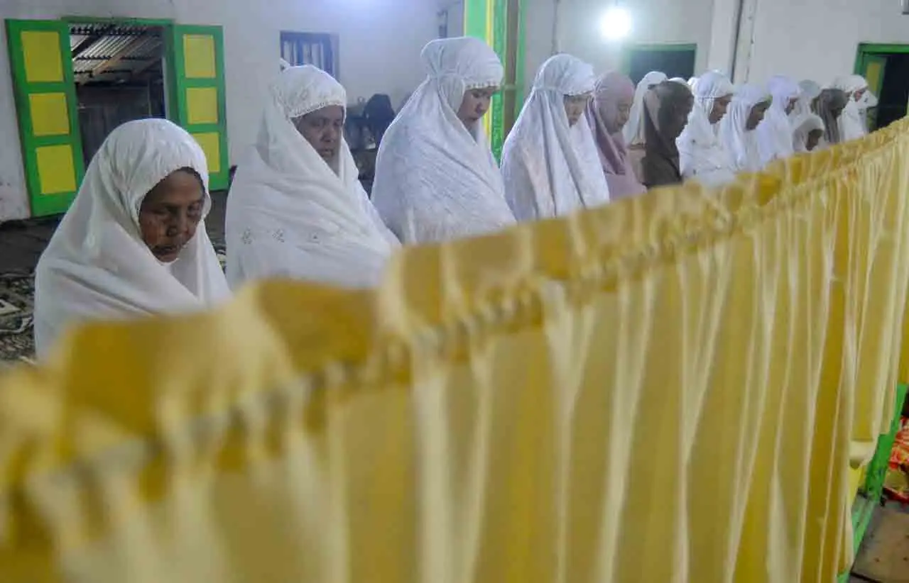 Tarawih Pertama Tarekat...