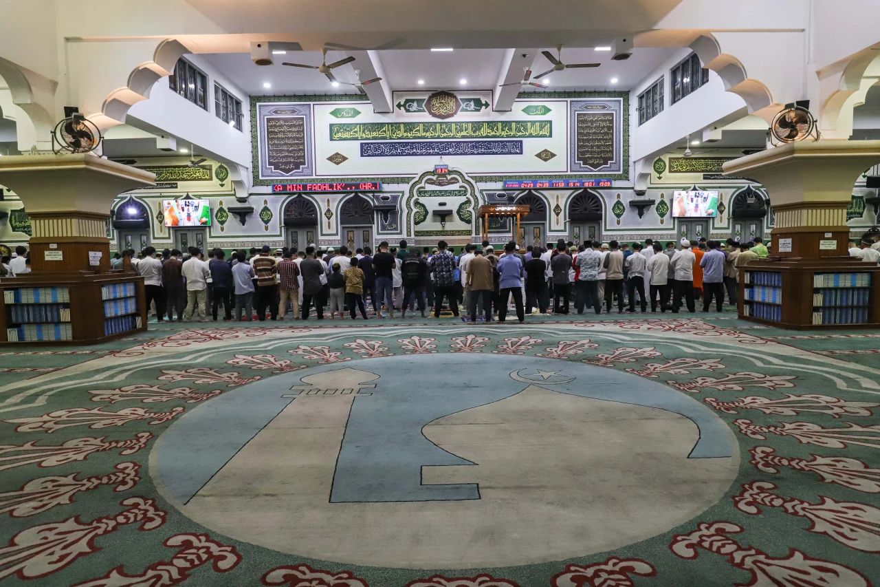 Masjid Agung Al-Azhar...