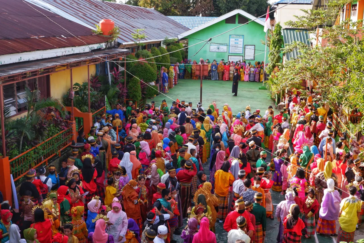 Warna-warni Hari Budaya...