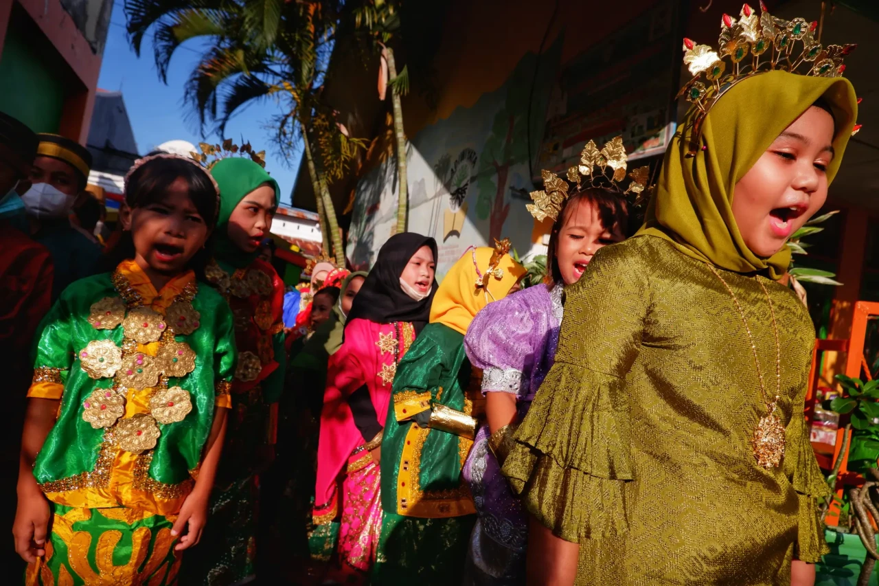 Warna-warni Hari Budaya...