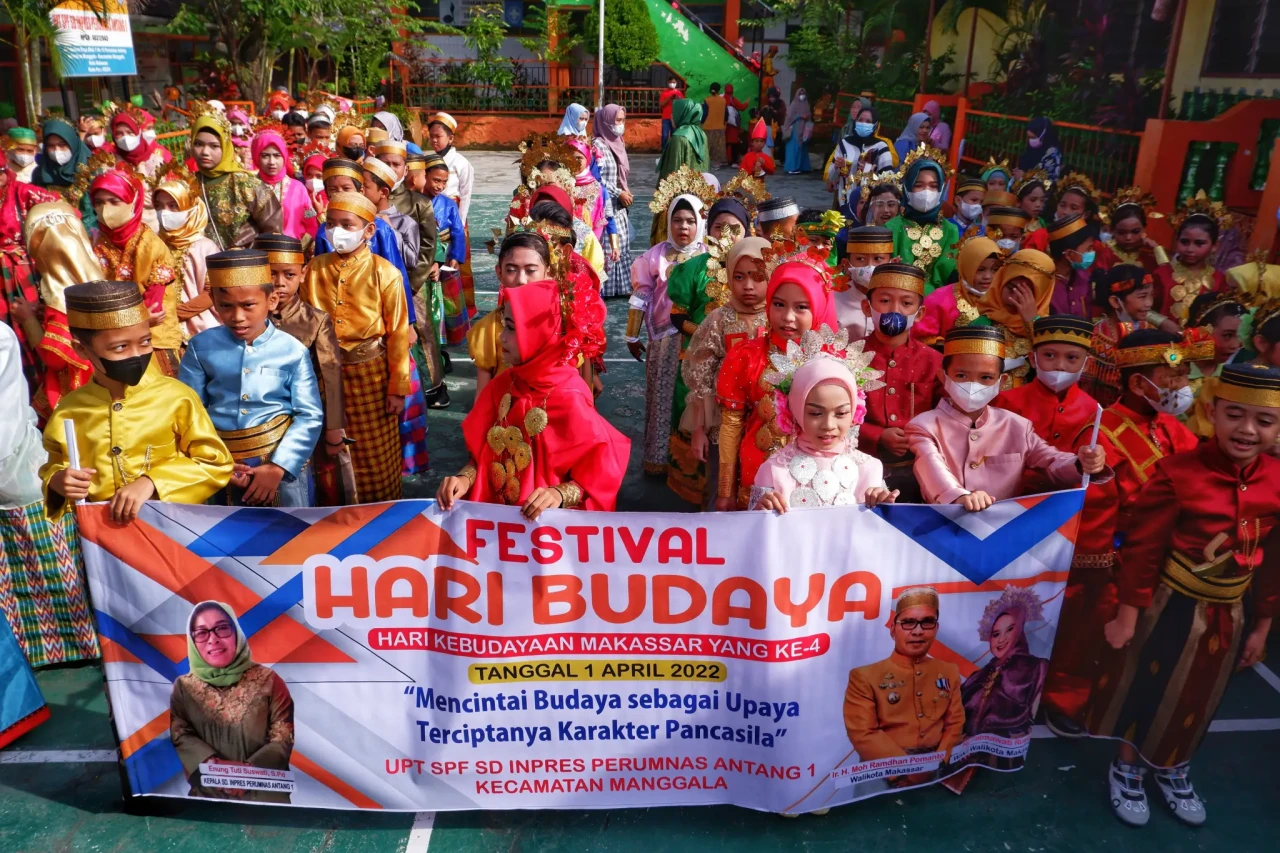 Warna-warni Hari Budaya...