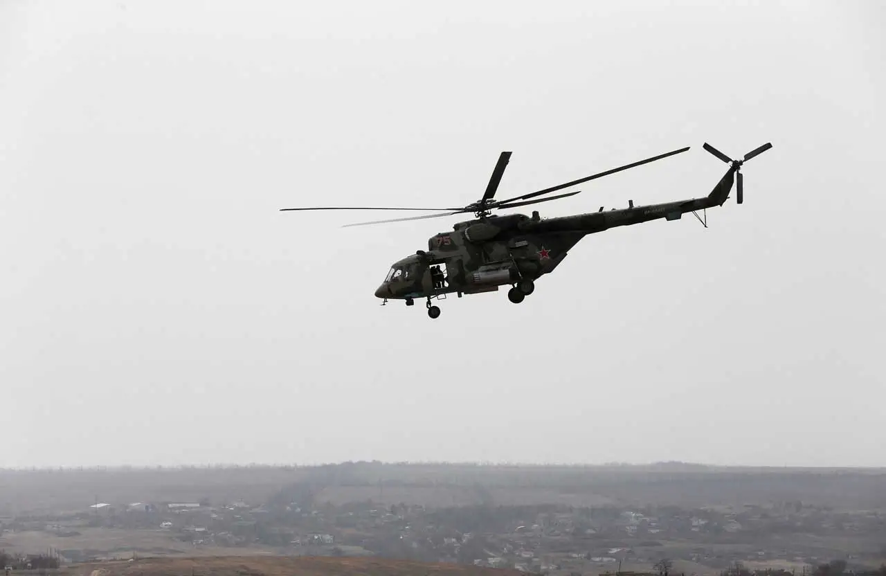 Teror Helikopter Tempur...