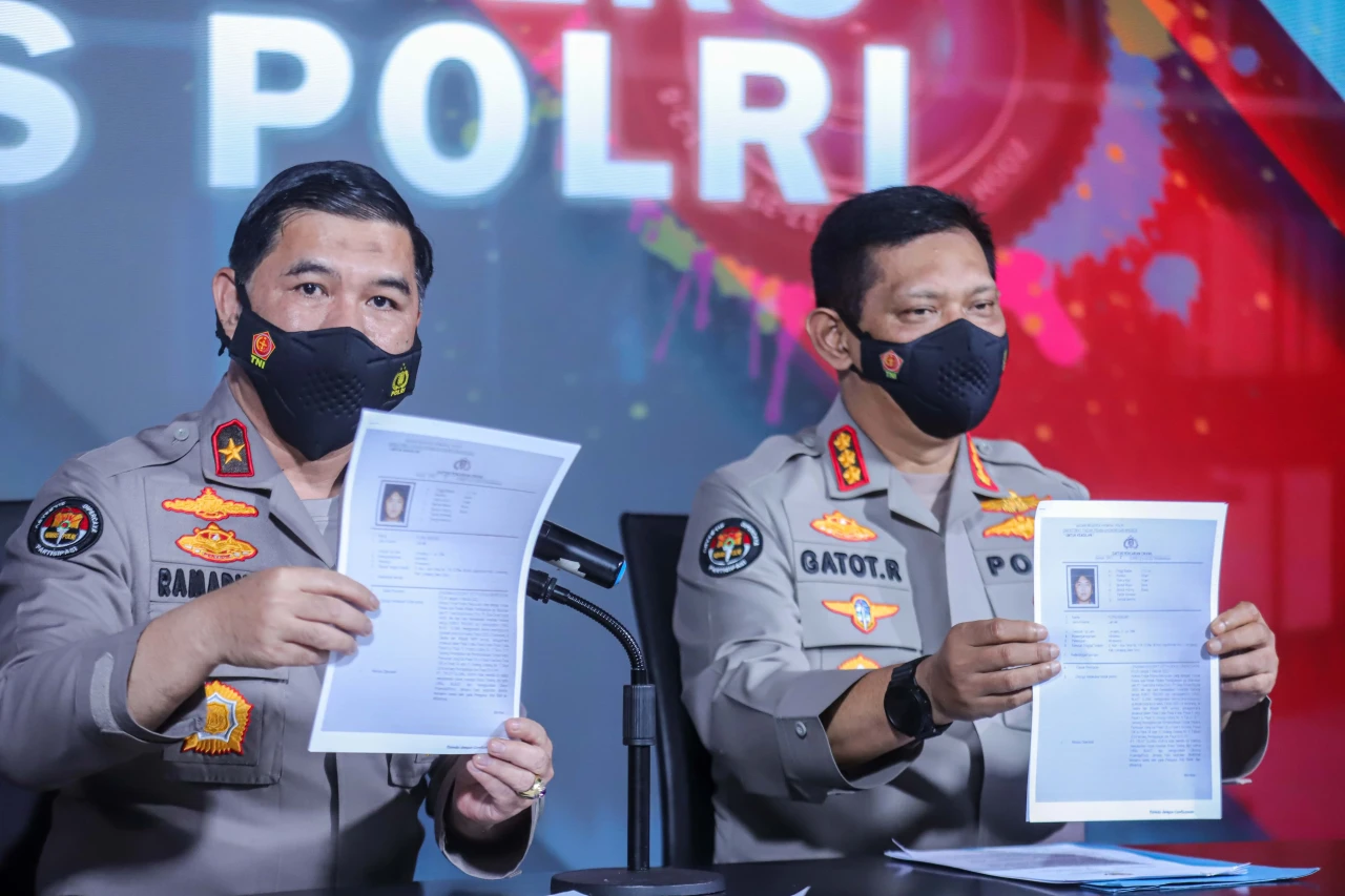 Polri Tetapkan Pendiri...