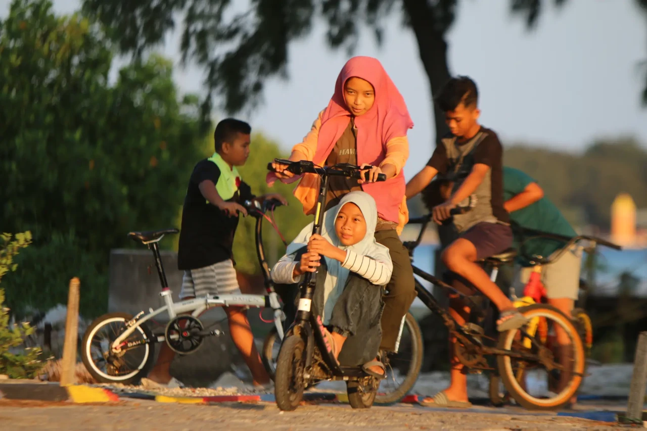 Ngabuburit di Pantai...