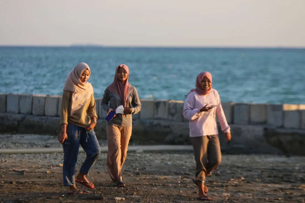 Ngabuburit di Pantai...