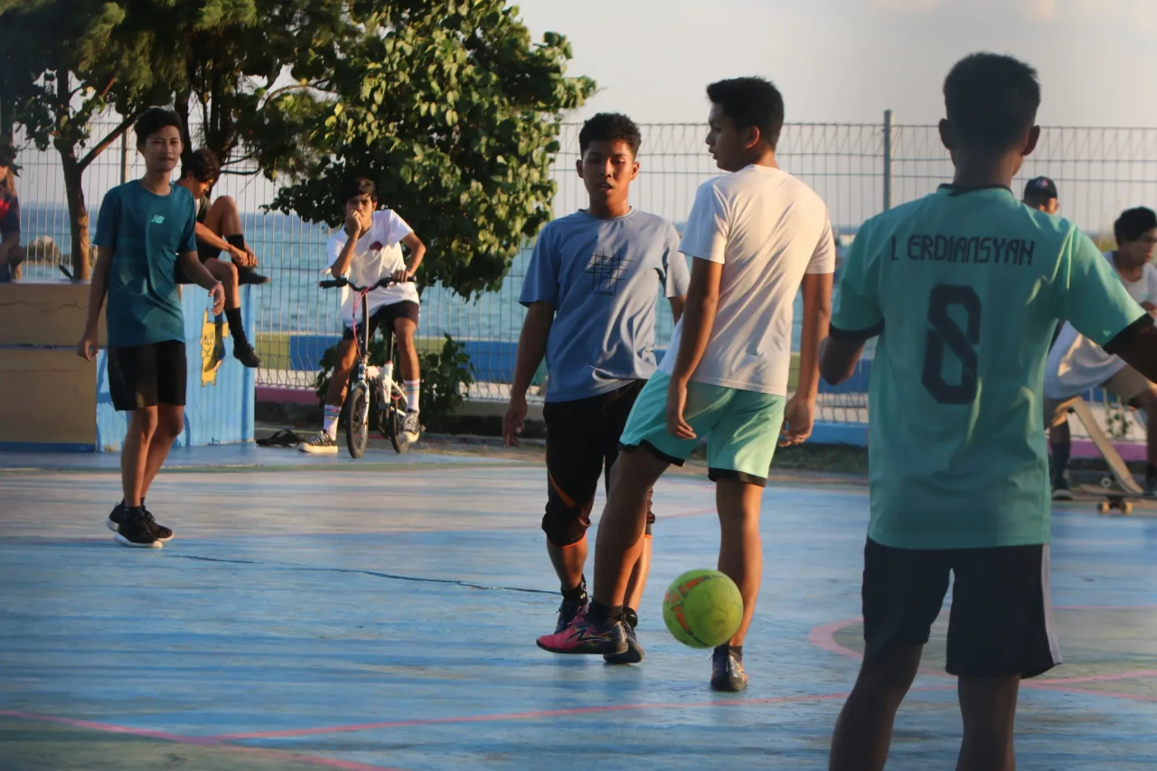 Ngabuburit di Pantai...