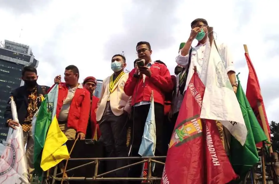 Gelar Unjuk Rasa, Cipayung...