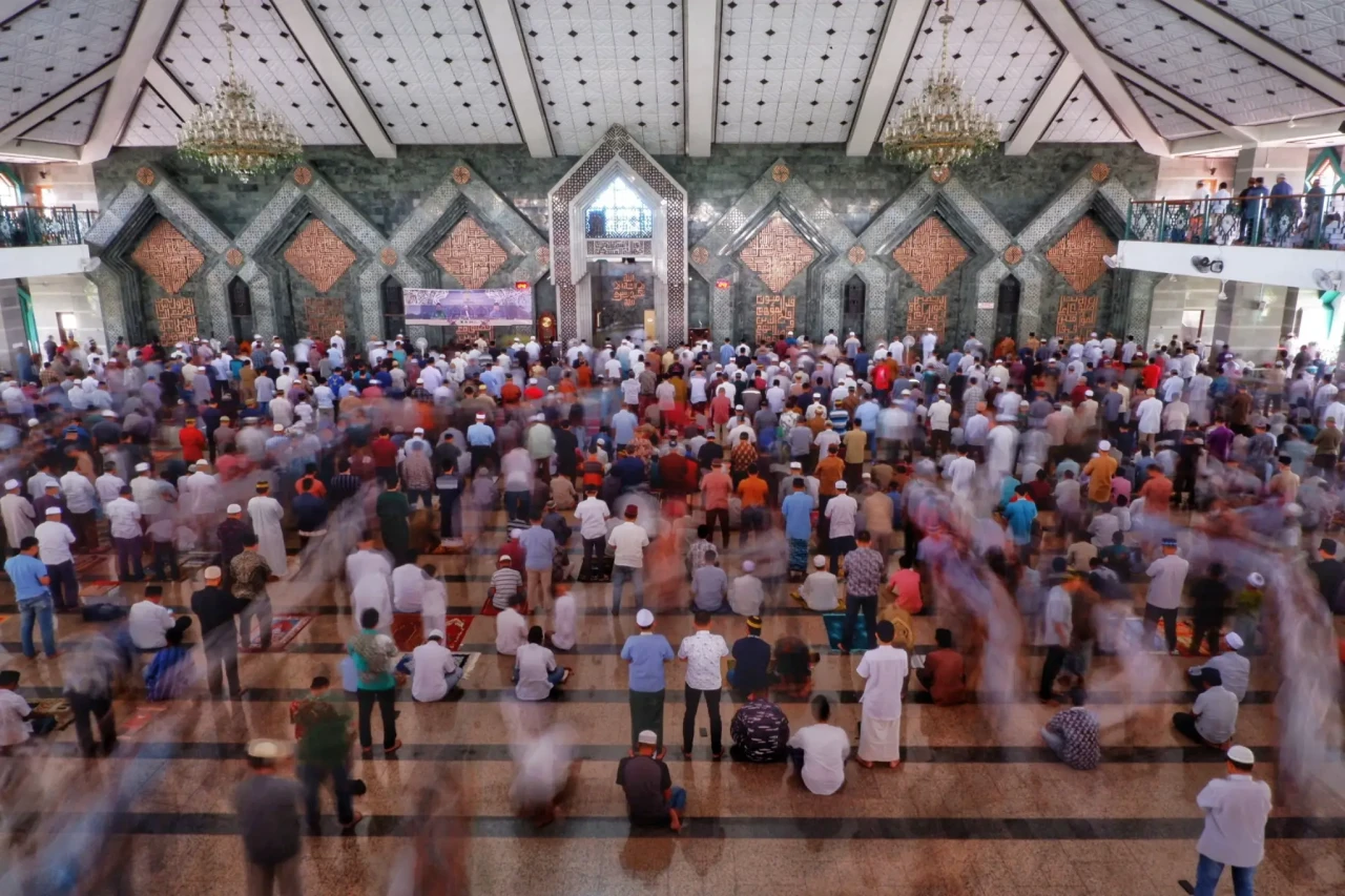 Shalat Jumat Perdana...
