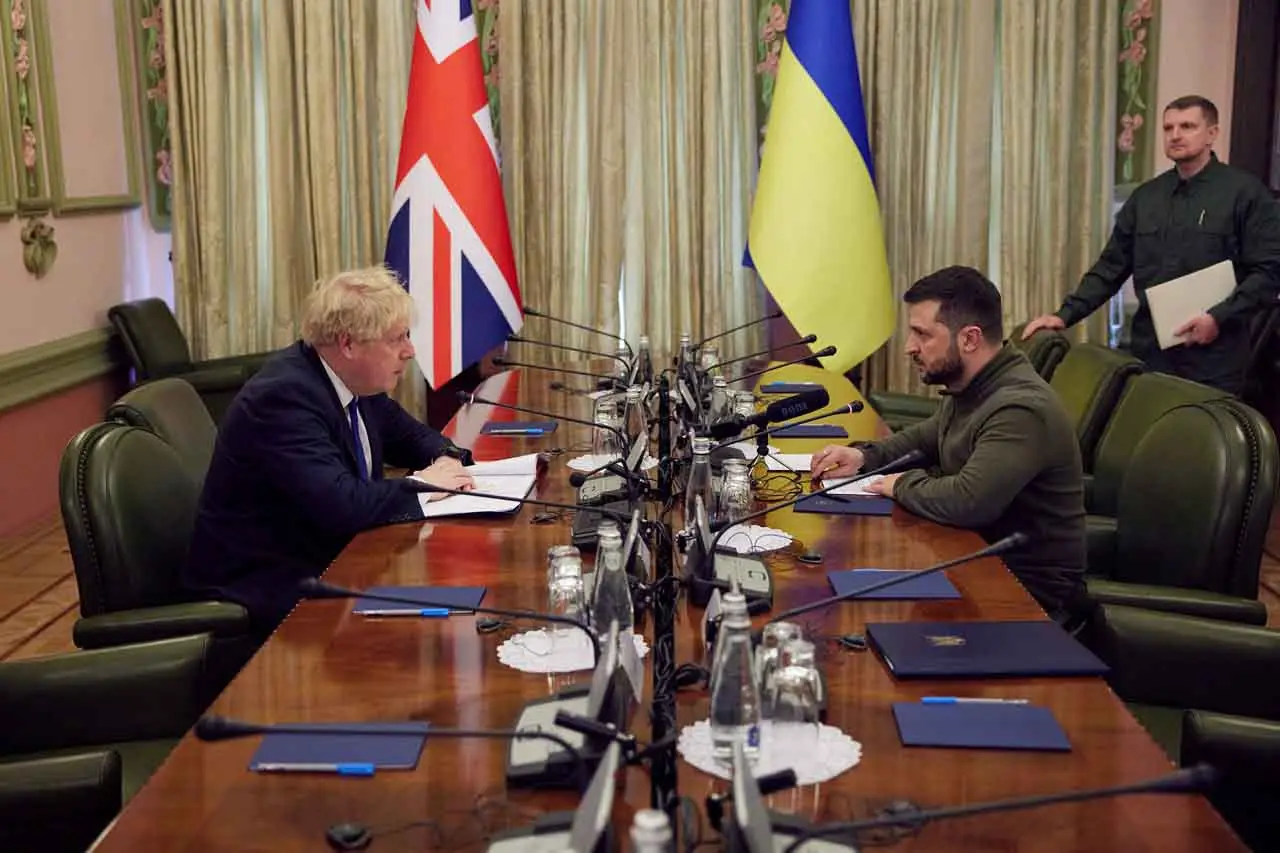 Temui Presiden Ukraina,...