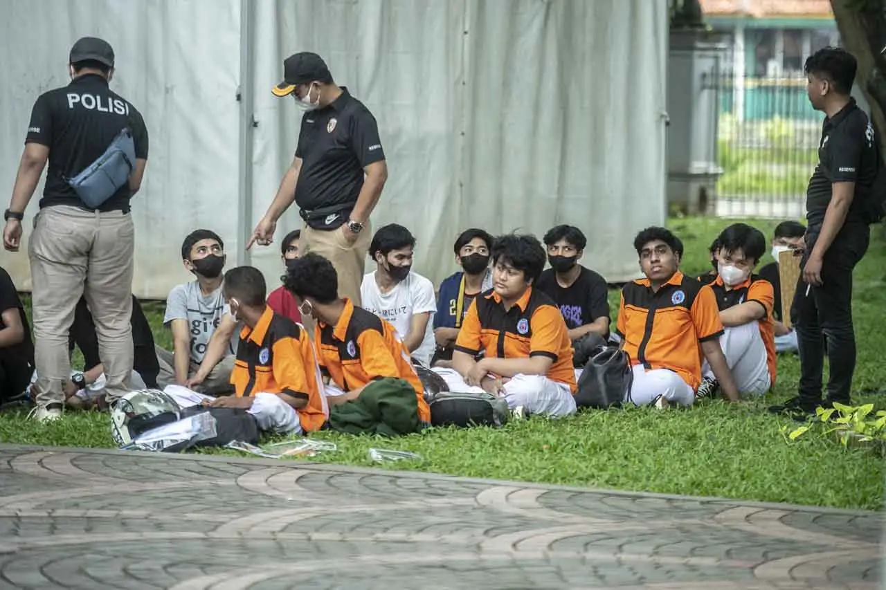 Hendak Ikut Demo BEM...
