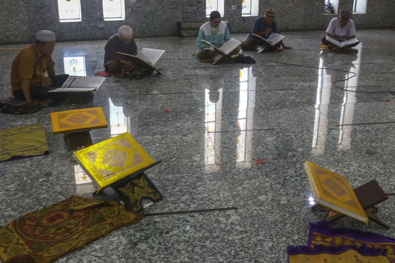 Tadarus Al-Quran di...