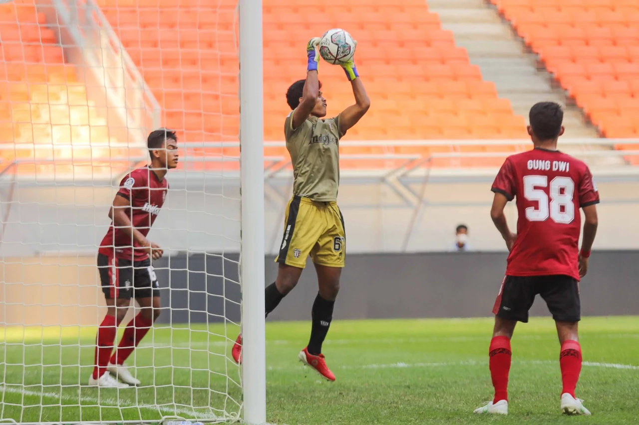 All Star U-20 Bungkam...