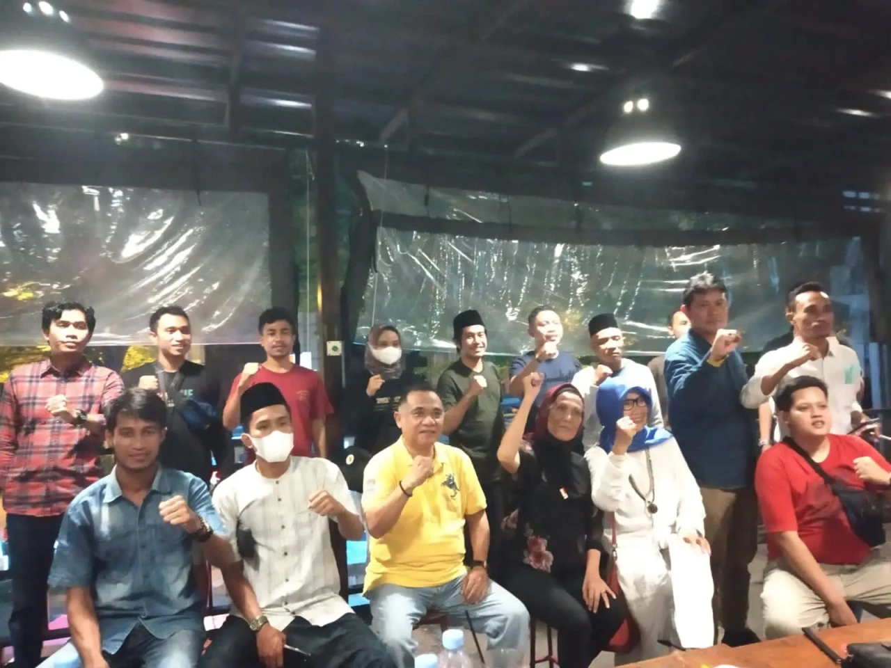 Presidium Majelis Rakyat...