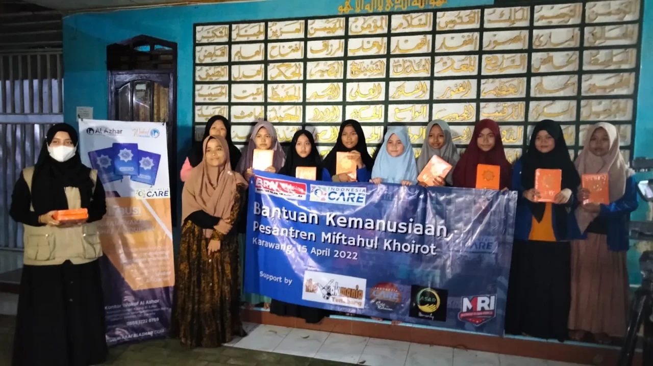 Indonesia Care Cs Salurkan...