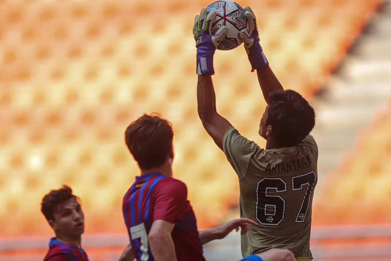 Barcelona U-18 Hajar...