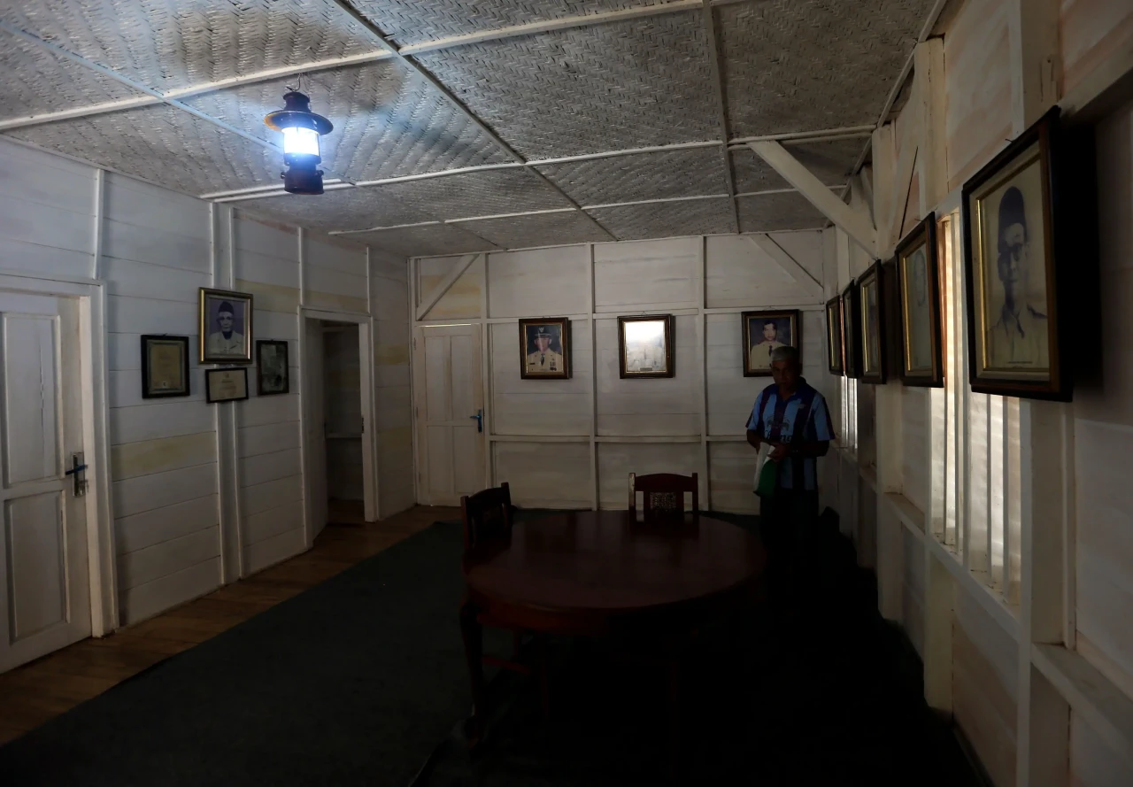 Rumah Sejarah Pusat...