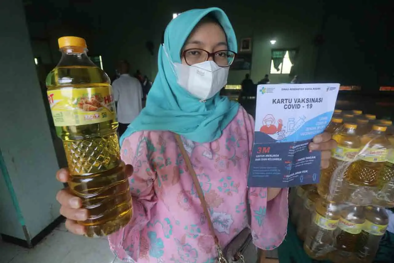 Vaksinasi Booster Berhadiah...