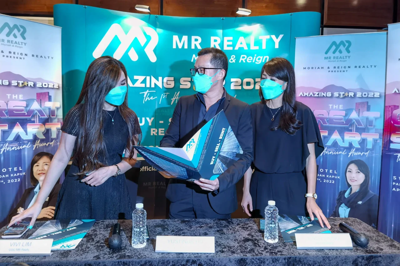 MR Realty Gelar Event...