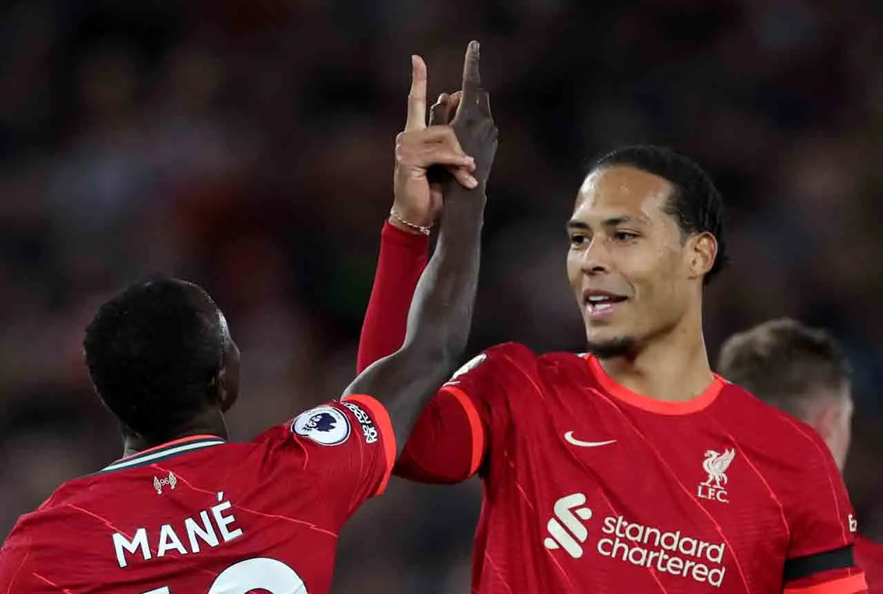 Perkasa! Liverpool Bantai...