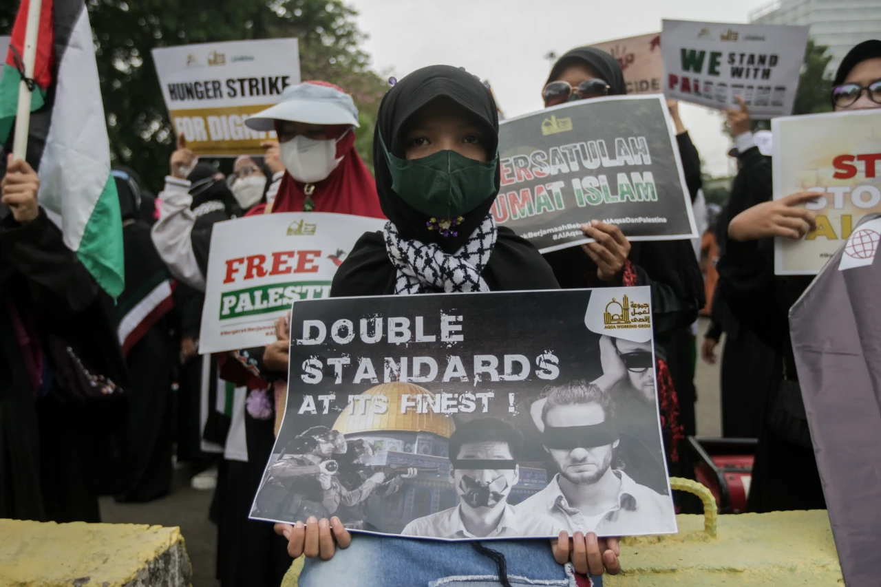 Aksi Damai Bela Palestina...