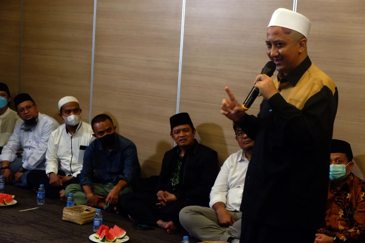 Ustaz Yusuf Mansur Sampaikan...