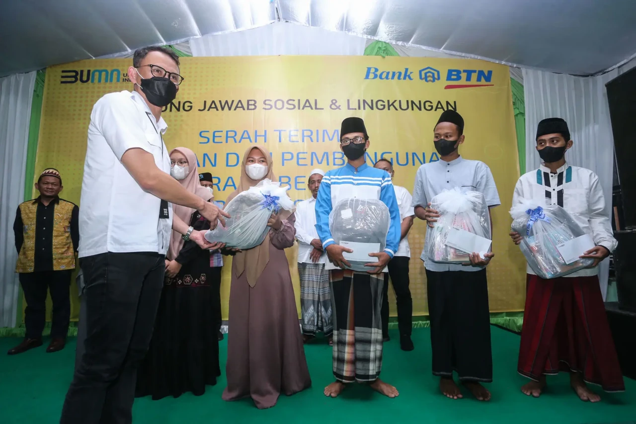 Bank BTN Dorong Kemajuan...