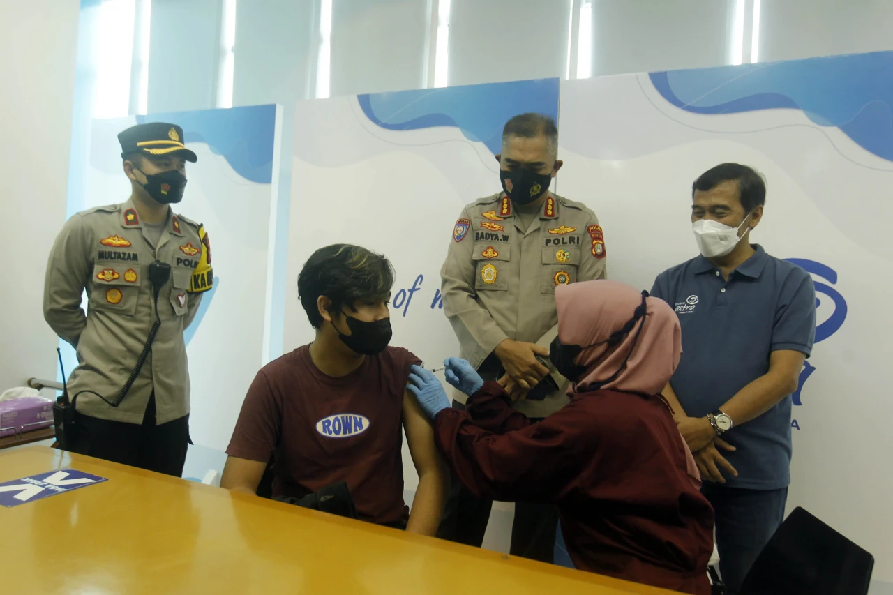 Asuransi Astra Dukung...