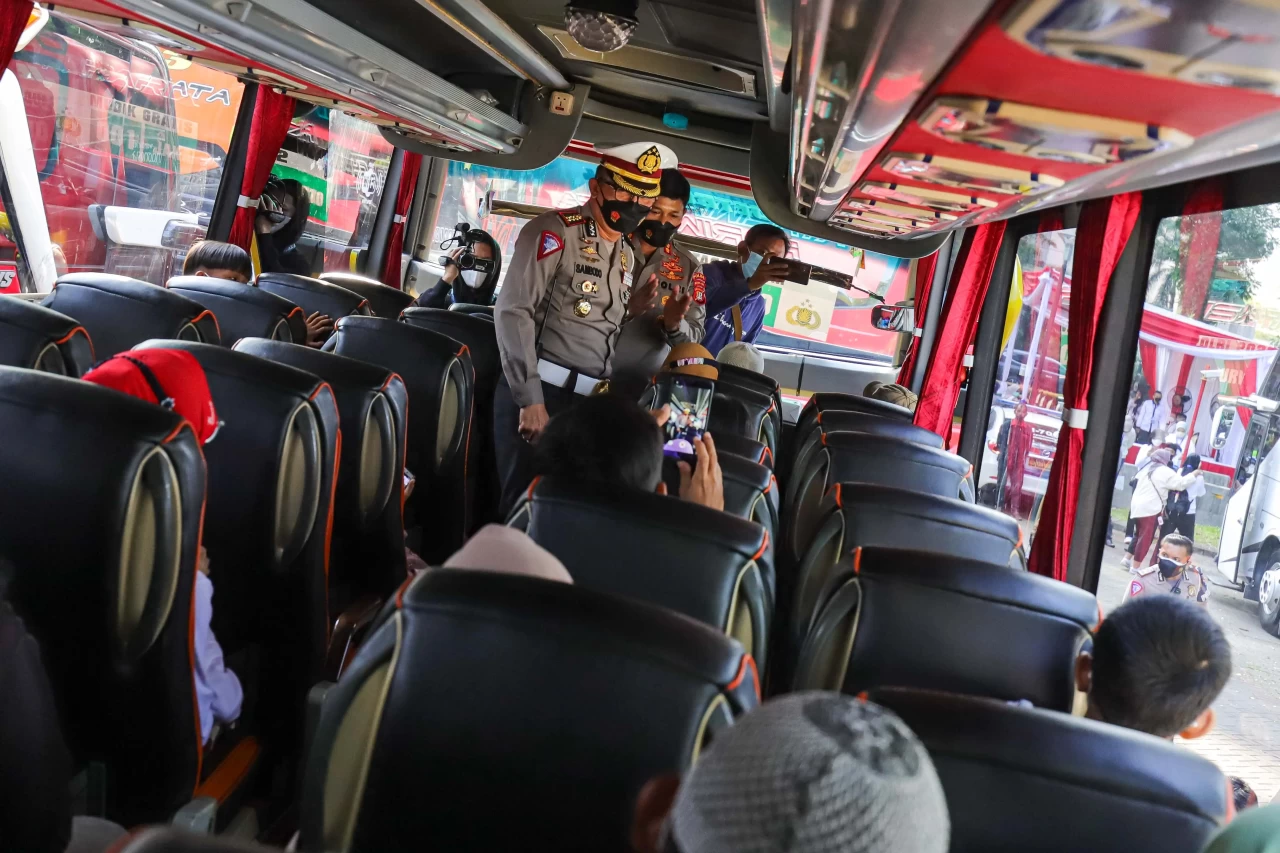 Pelepasan Mudik Gratis...