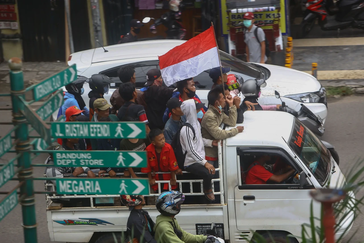 Buruh PT Bumi Rambang...