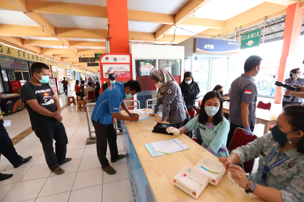 BNN Lakukan Tes Urine...