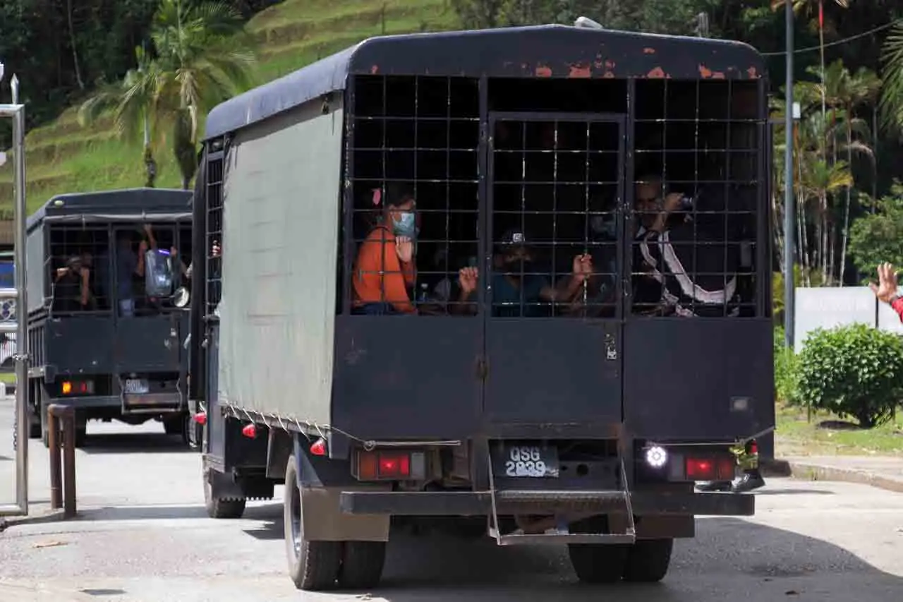 Malaysia Deportasi 157...