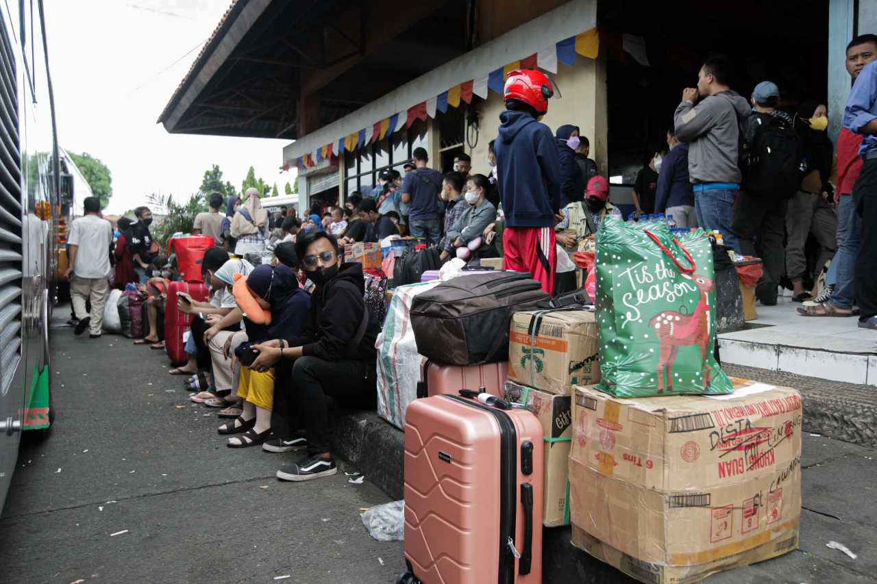 Puncak Arus Mudik Jalur...