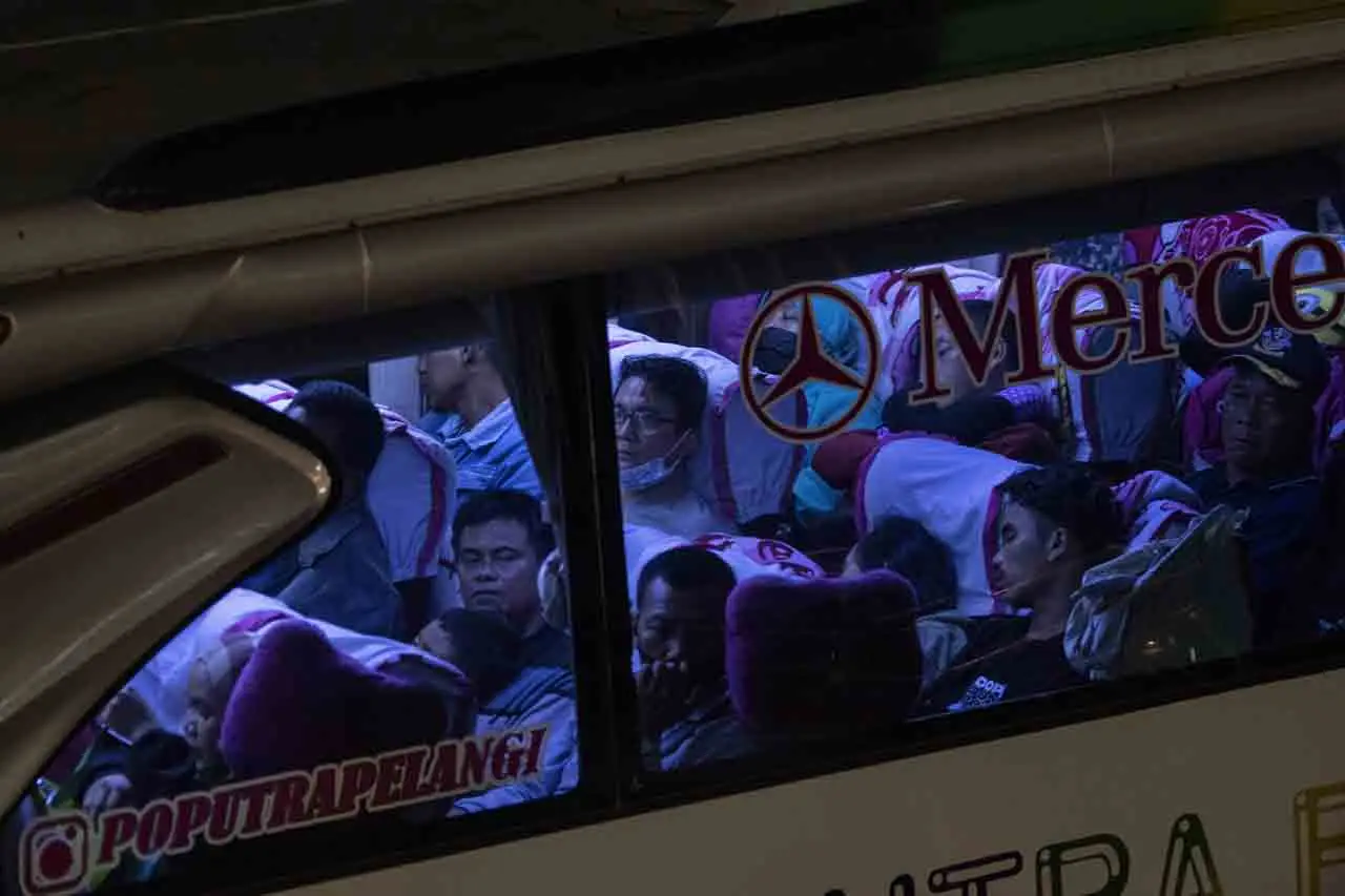 Arus Mudik di Pelabuhan...