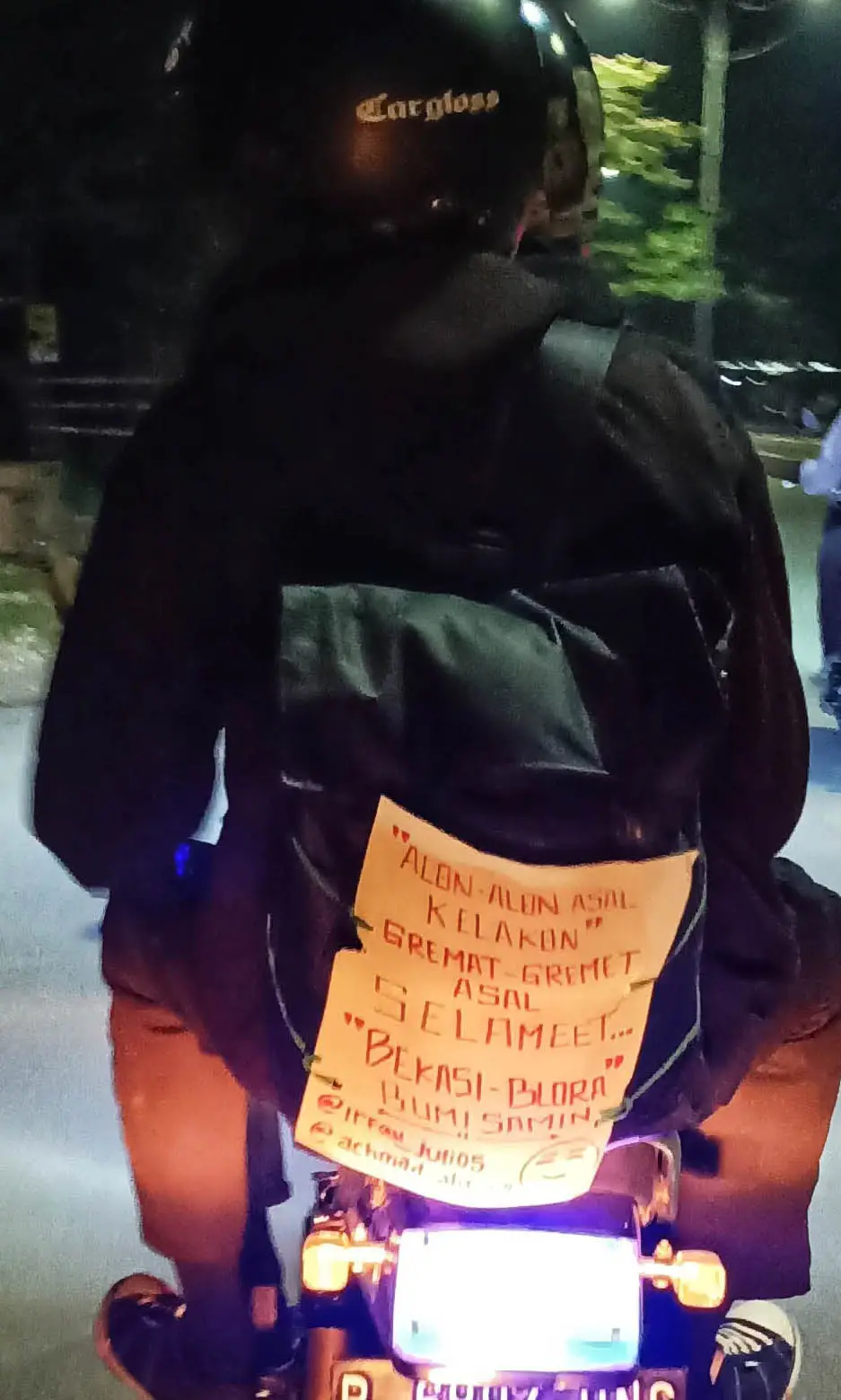 Kumpulan Pesan Nyeleneh...