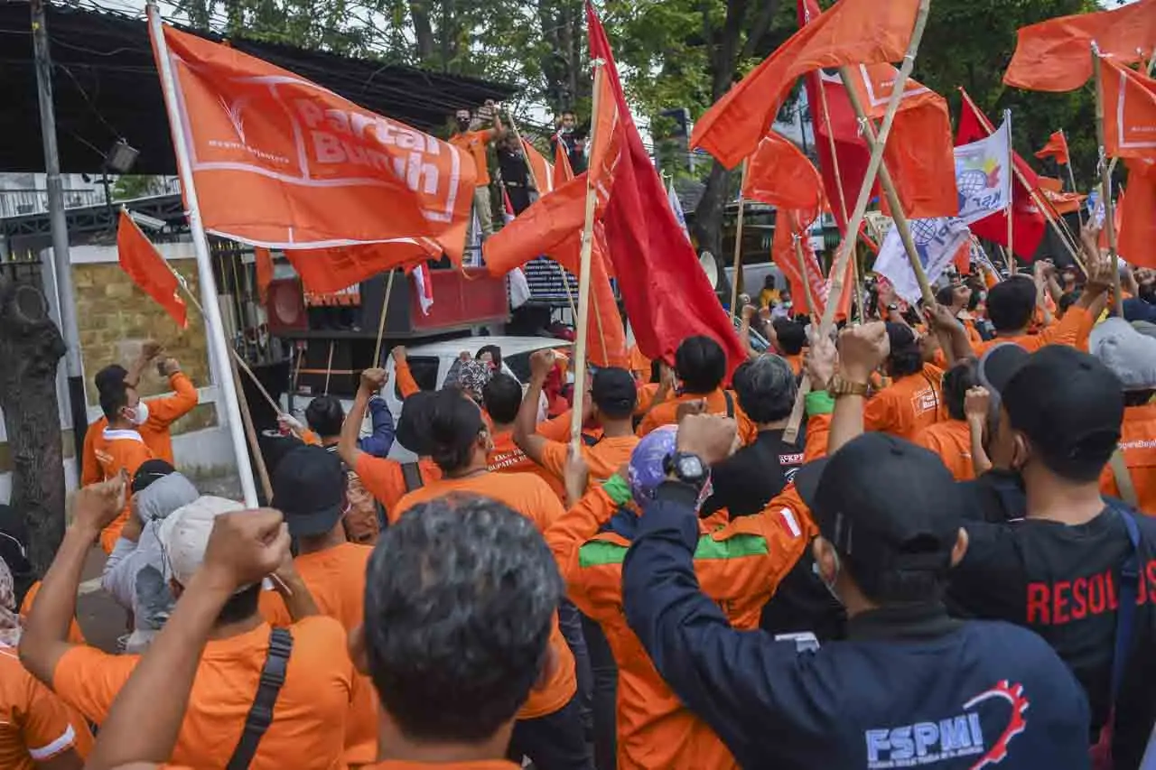 Peringatan Hari Buruh...