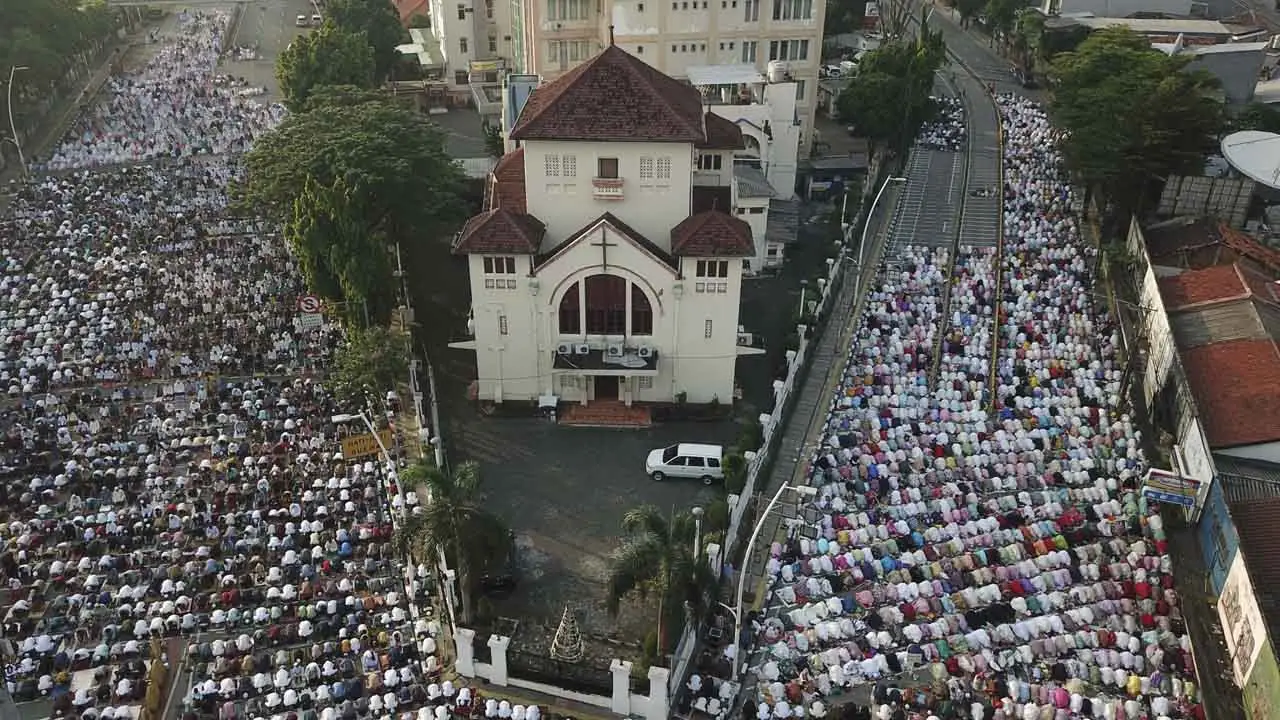 MasyaAllah, Ribuan Umat...