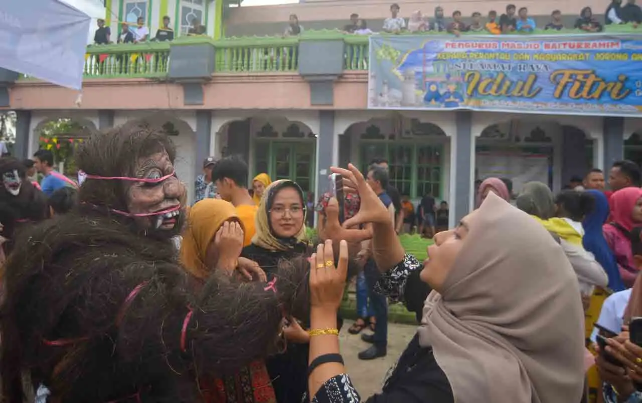 Tradisi Simuntu di Tanah...
