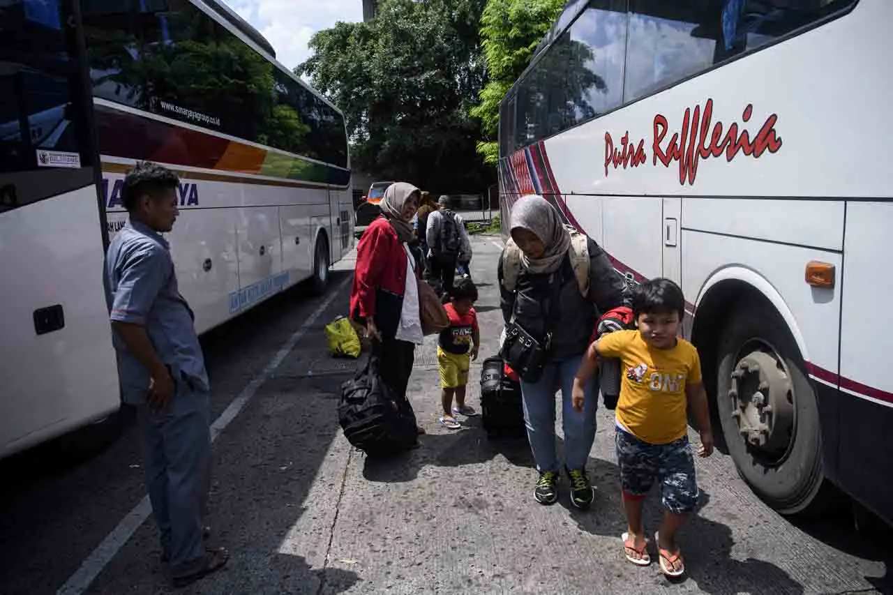 Arus Balik di Terminal...