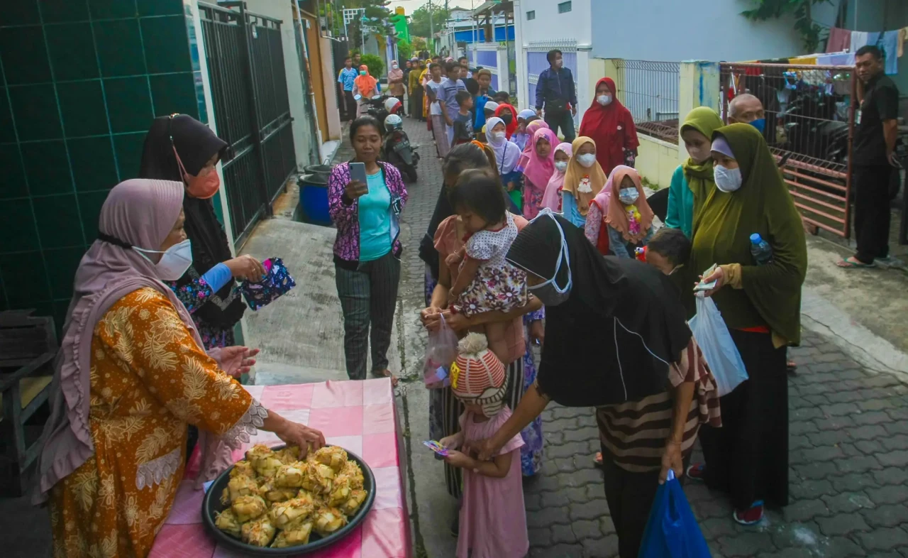 Tradisi Kupat Jembut...