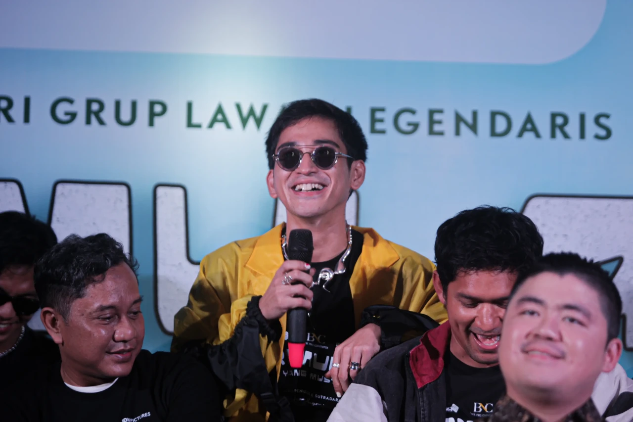 Film Srimulat : Hil...
