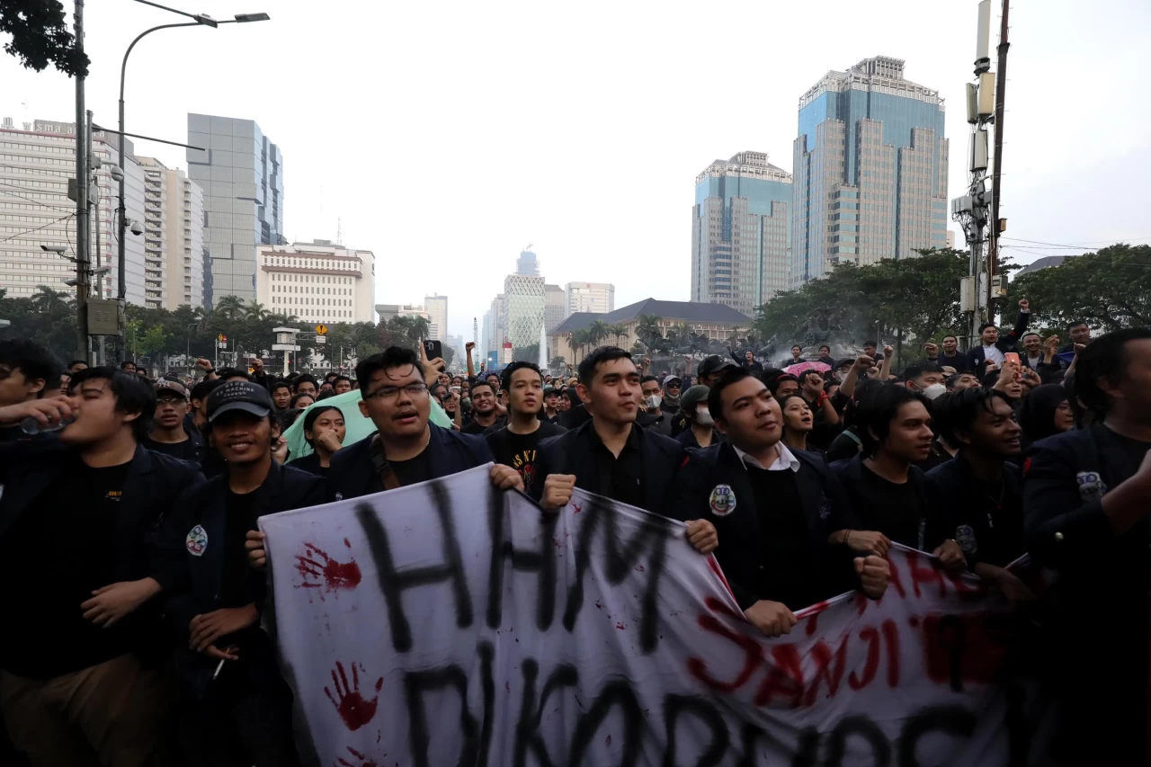 Aksi Peringatan 12 Mei...