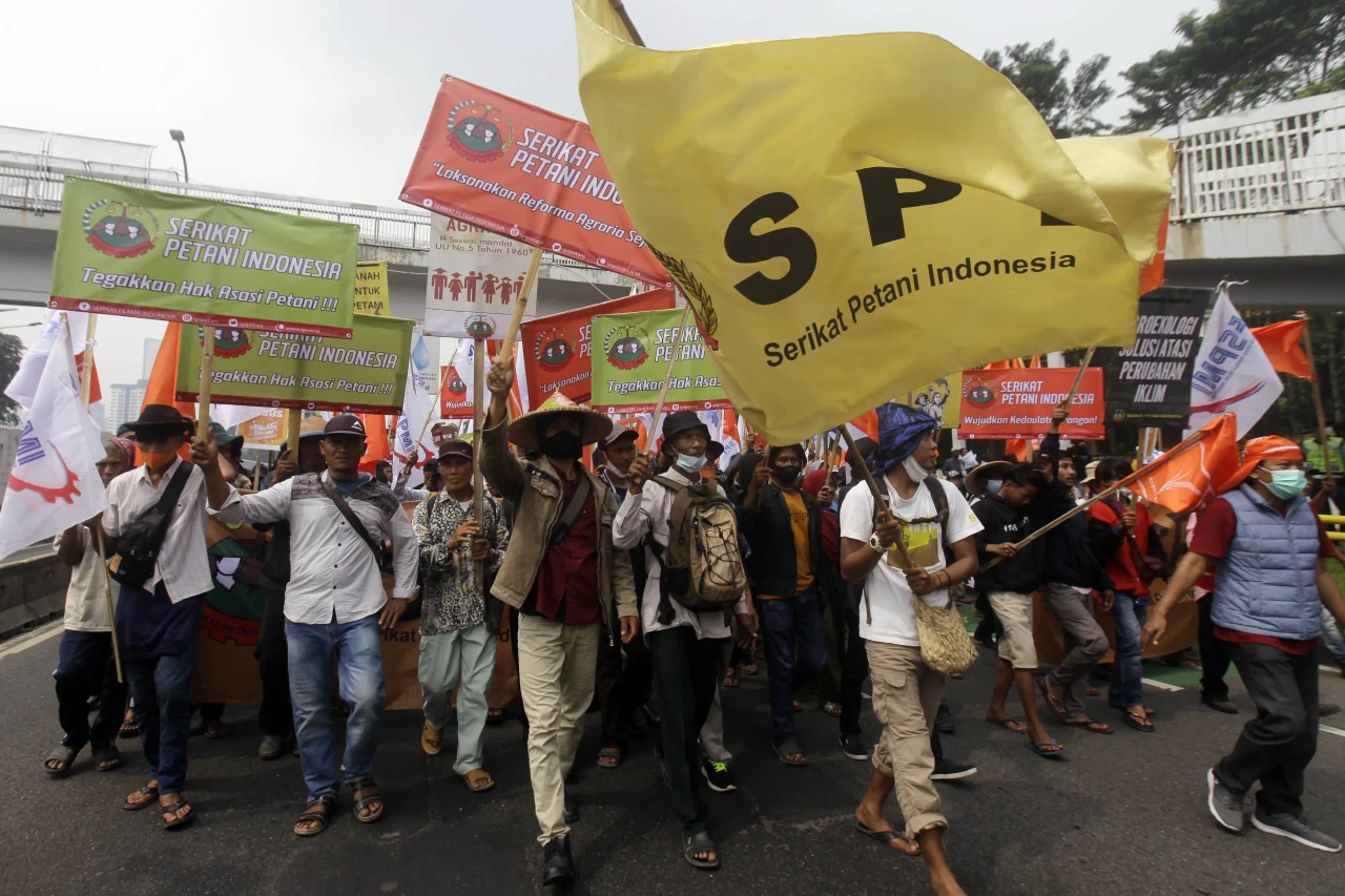 Peringati May Day, Ribuan...