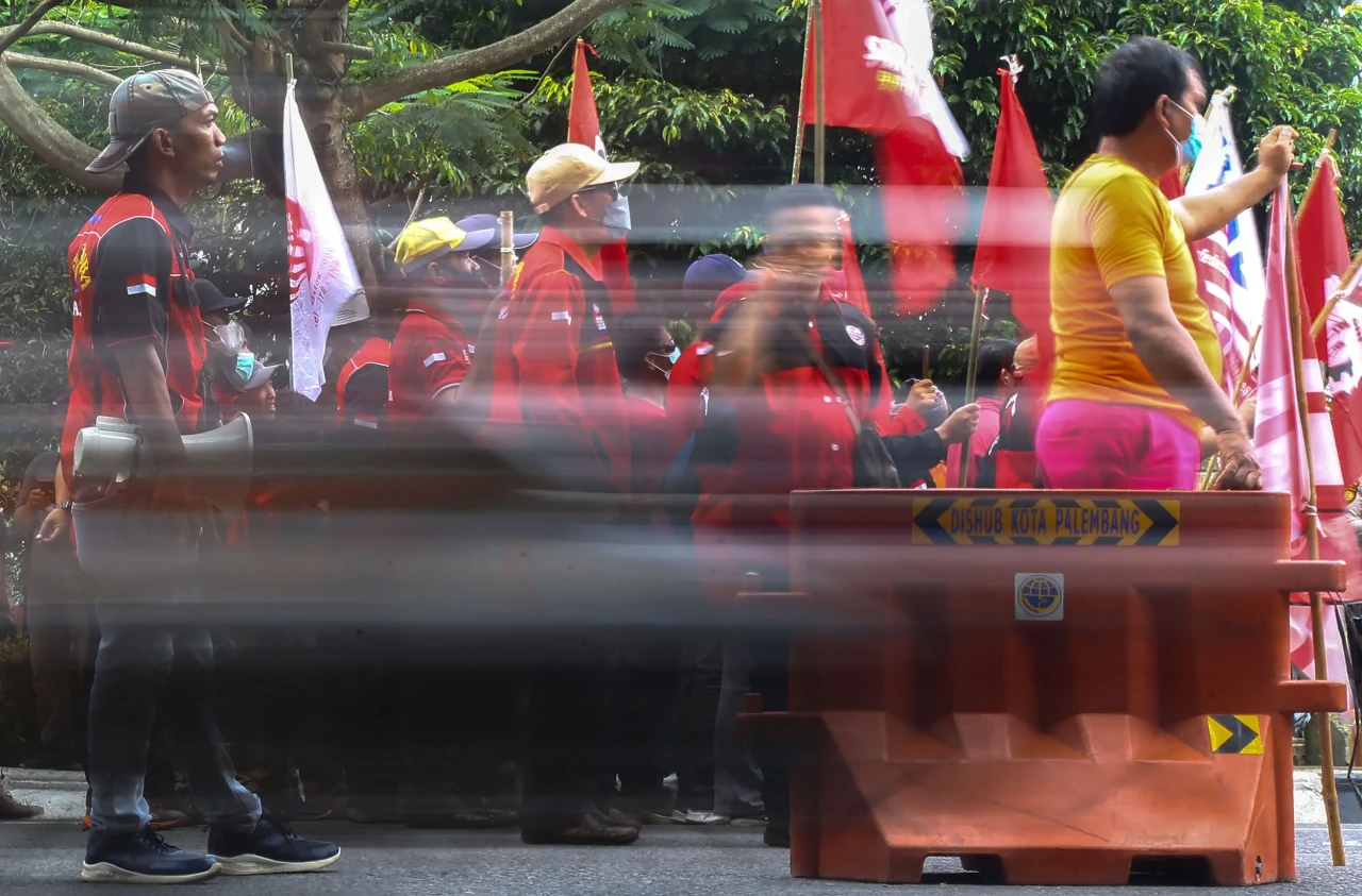 Aksi May Day Fiesta...
